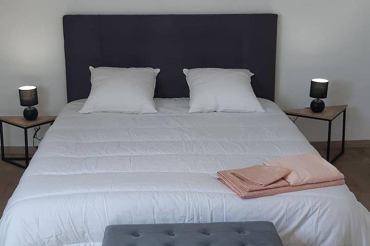 Location de vacances pour 5 personnes, avec jardin et terrasse à Minihy-Tréguier - 2