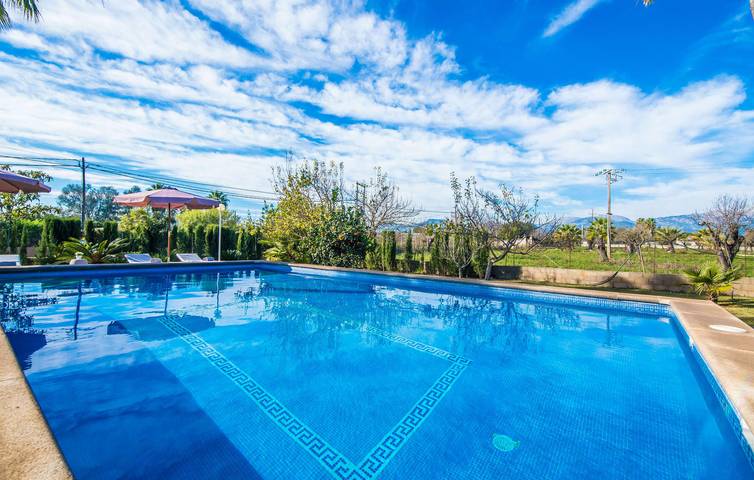 Gemütliches Apartment mit Pool & Terrasse, 2km nach Inca in Inca, Mallorca Inselmitte