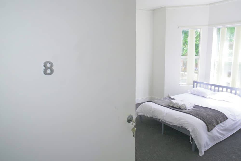 Apartment for 2 People in Leamington Spa, Heart of England