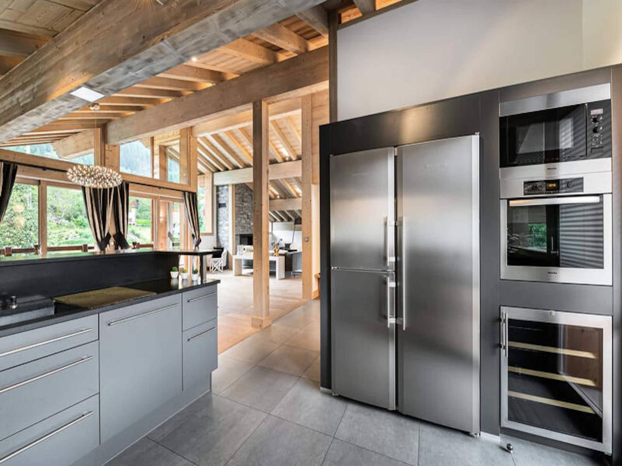 Ganze Wohnung, Chalet in Courchevel mit Pool & Skizugang in Le Praz, Saint-Bon-Tarentaise