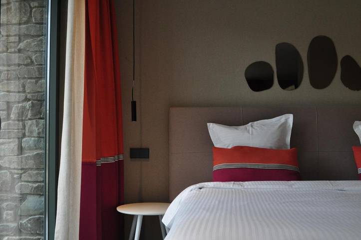 Hôtel pour 2 personnes, avec sauna ainsi que vue et jardin, animaux acceptés dans Opont - 3