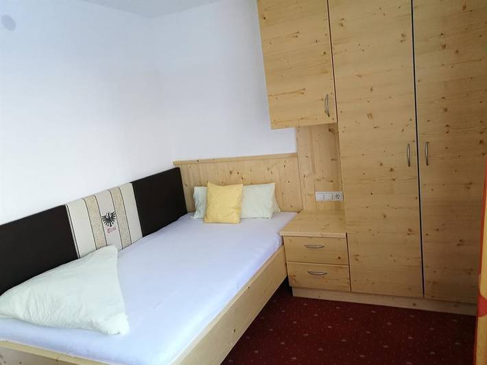 Pension, mit Balkon und Terrasse in Sautens