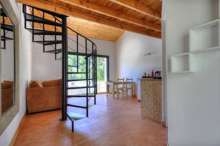 Gîte pour 4 personnes, avec piscine ainsi que sauna et jardin dans Drôme provençale - 3