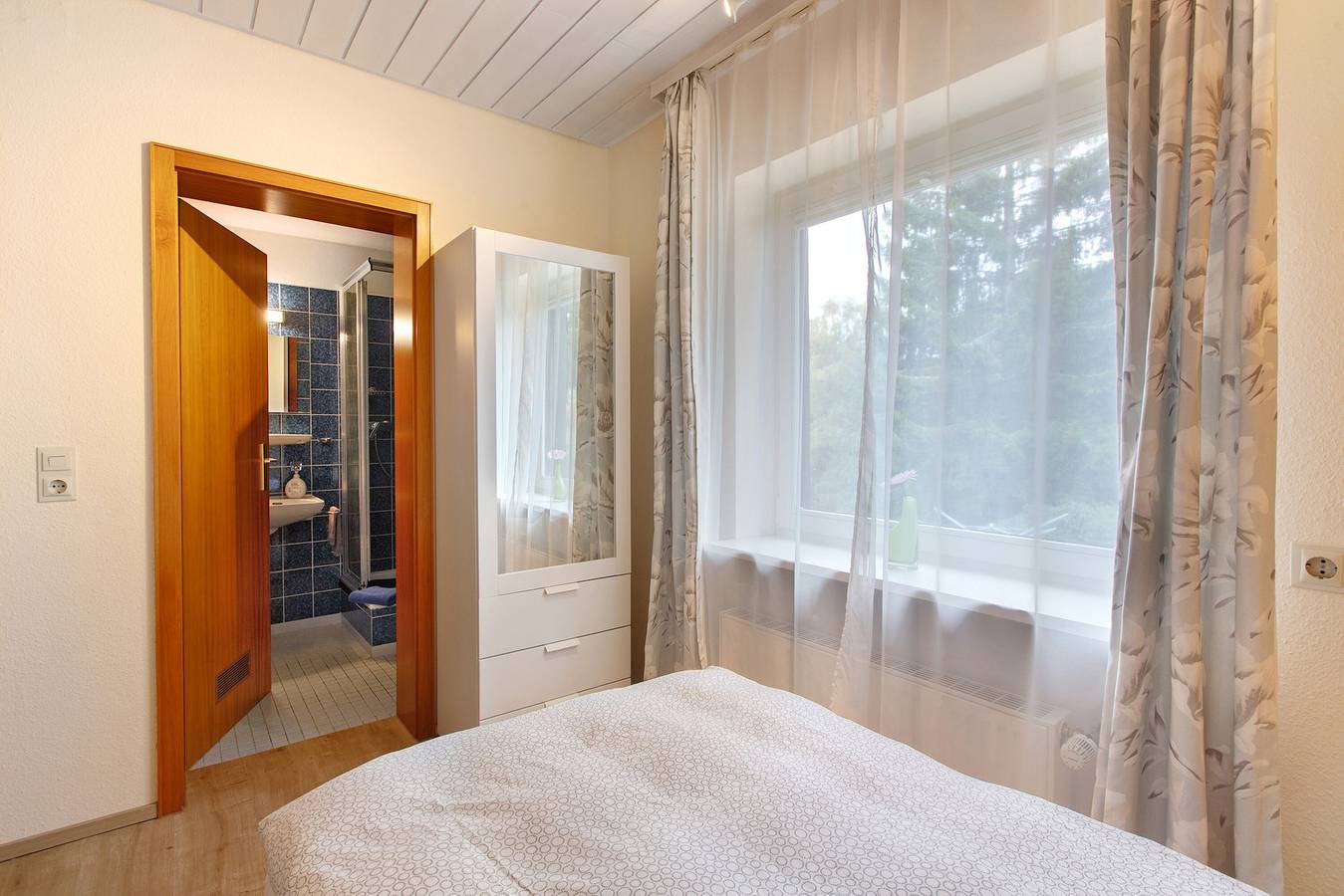 Entire apartment, Room 'No. 7' with Shared Terrace and Shared Garden in Dachsberg, Southern Black Forest