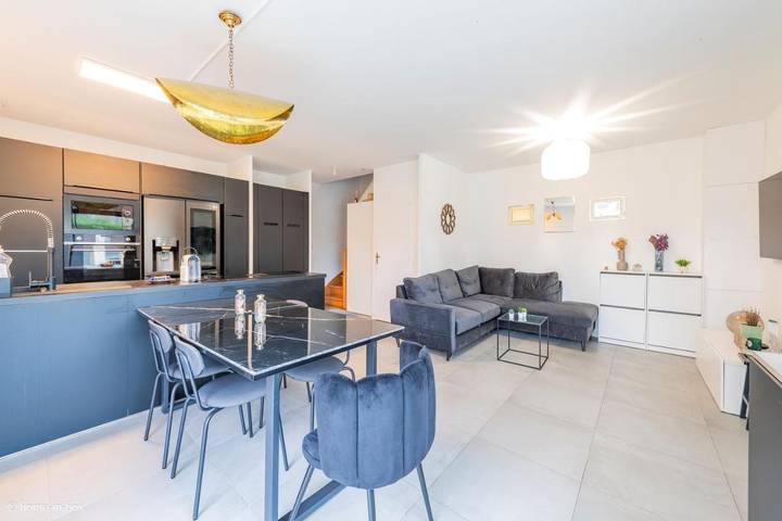 Location de vacances pour 6 personnes, avec Terrasse et Jardin à Tremblay-en-France - 2