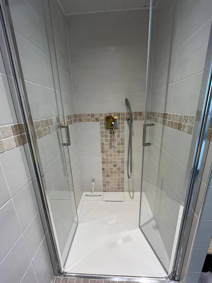 Gîte pour 3 personnes, avec jardin et piscine à Grignan - 3