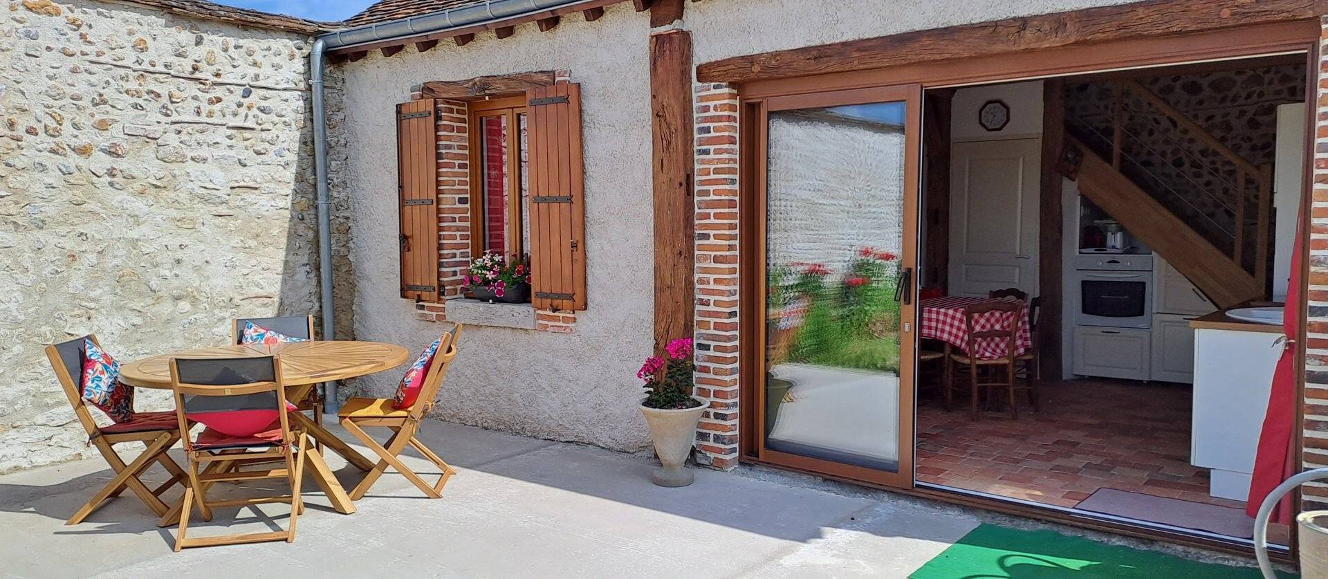 Gîte « L'air De Vacances » con terraza privada y Wi-Fi in Bonnée, Valle del Loira