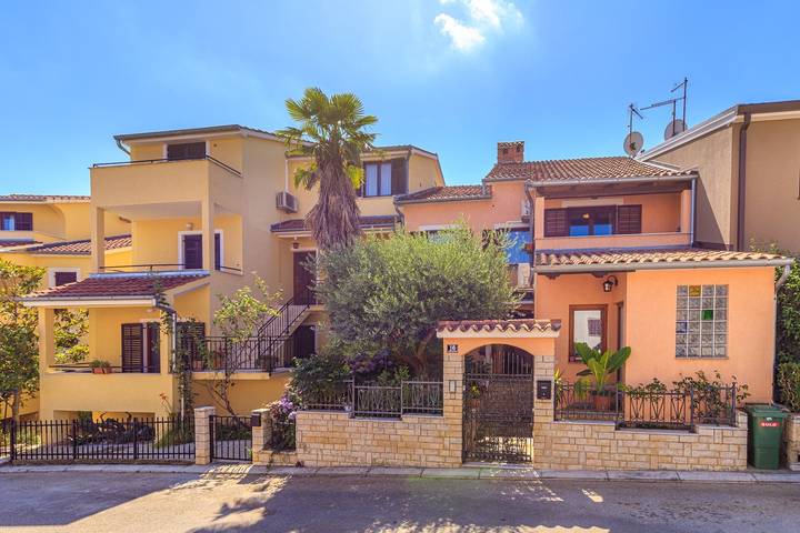 Ferienwohnung für 2 Personen, mit Balkon/Terrasse in Vrsar