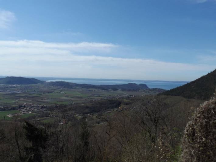 Villa per 10 persone, con vista lago e balcone/terrazza nonché piscina - 1