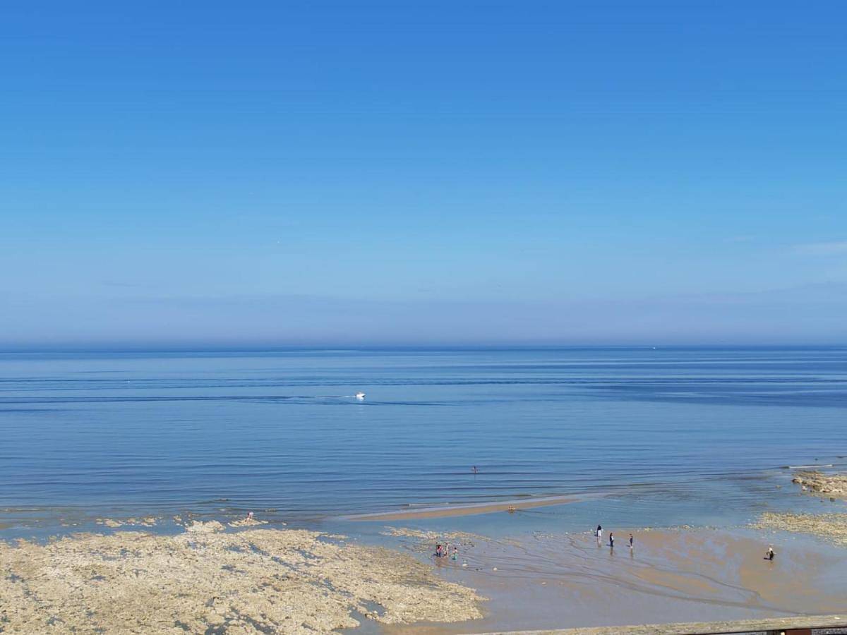 Appartement entier, Superbe vue mer... Au calme in Ault, Région d'Abbeville