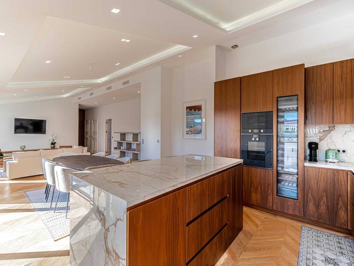 Gîte pour 8 personnes, avec balcon/terrasse dans Office de Tourisme de Cannes - 3