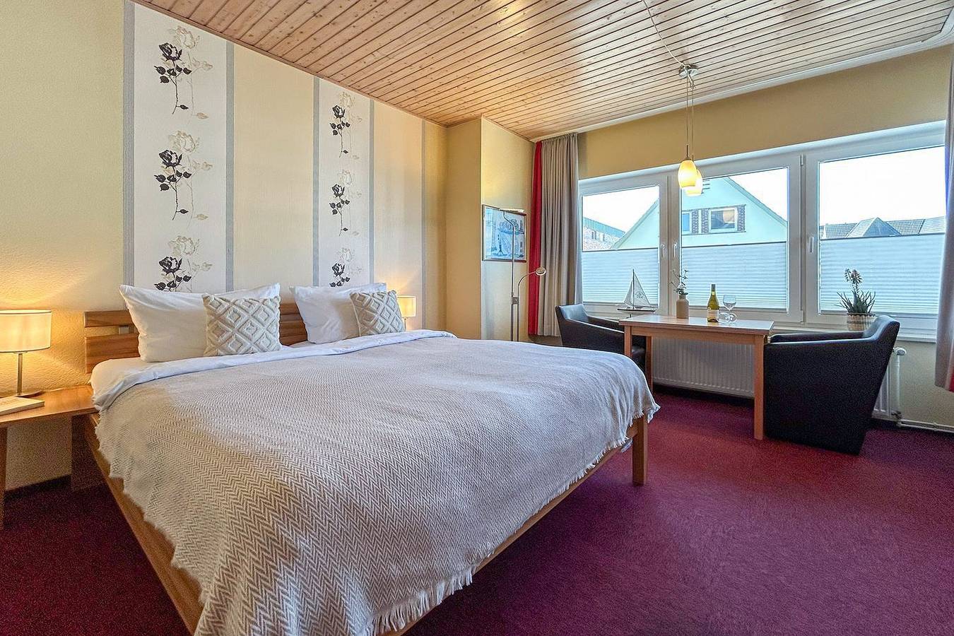 Ganze Wohnung, Strandnah und mit Meerblick: Ferienwohnung 4 im Haus Seeluft Duhnen in Duhnen, Cuxhaven