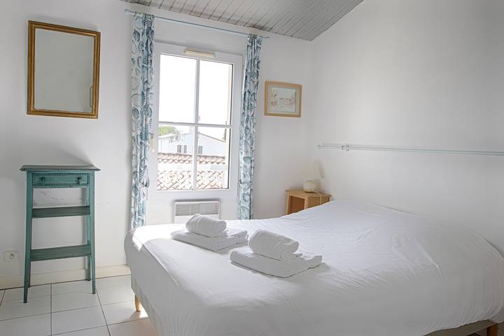 Location de vacances pour 6 personnes, avec terrasse et jardin à Saint-Martin-de-Ré - 4