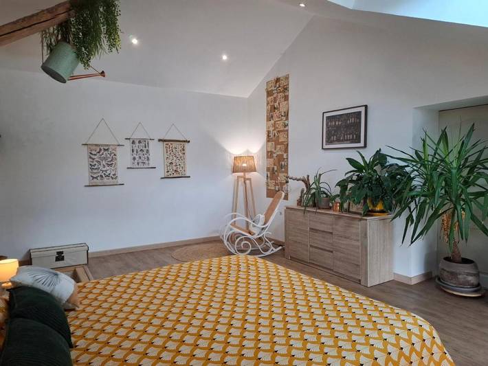 Location de vacances pour 4 personnes, avec jardin ainsi que vue et balcon à Bussière-Galant - 4