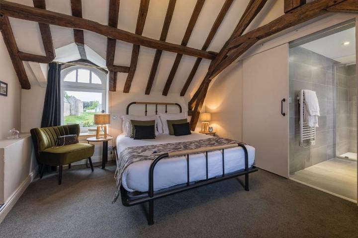 Hôtel pour 2 personnes, avec jardin ainsi que sauna et piscine dans Office De Tourisme De L Ile De Noirmoutier - 4