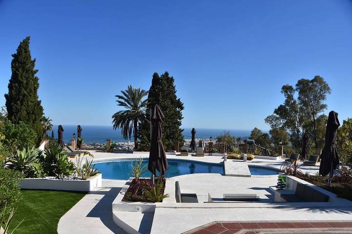Holiday rental for 10 people, with Hot tub and Terrace as well as Garden and Sauna in Mijas Pueblo
