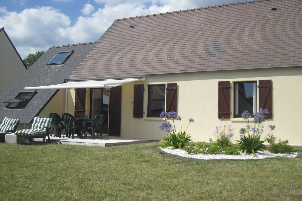 Loctudy: casa de vacaciones de una sola planta a 300 m de la hermosa playa de Lodonnec in Loctudy, Côte de Cornouaille