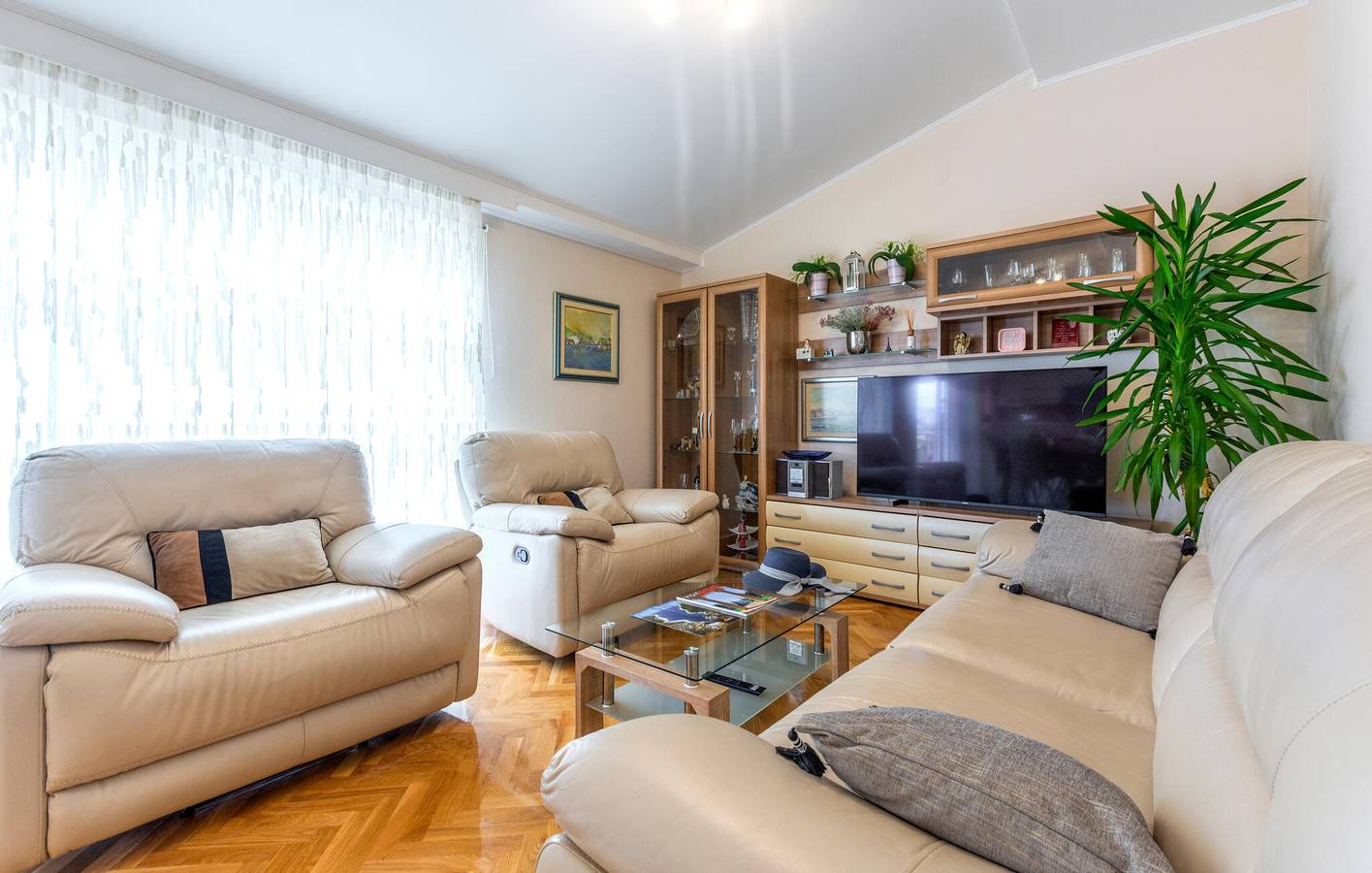 Ganze Ferienwohnung, Ferienwohnung für 6 Personen mit Terrasse in Kastel Novi, Kaštela