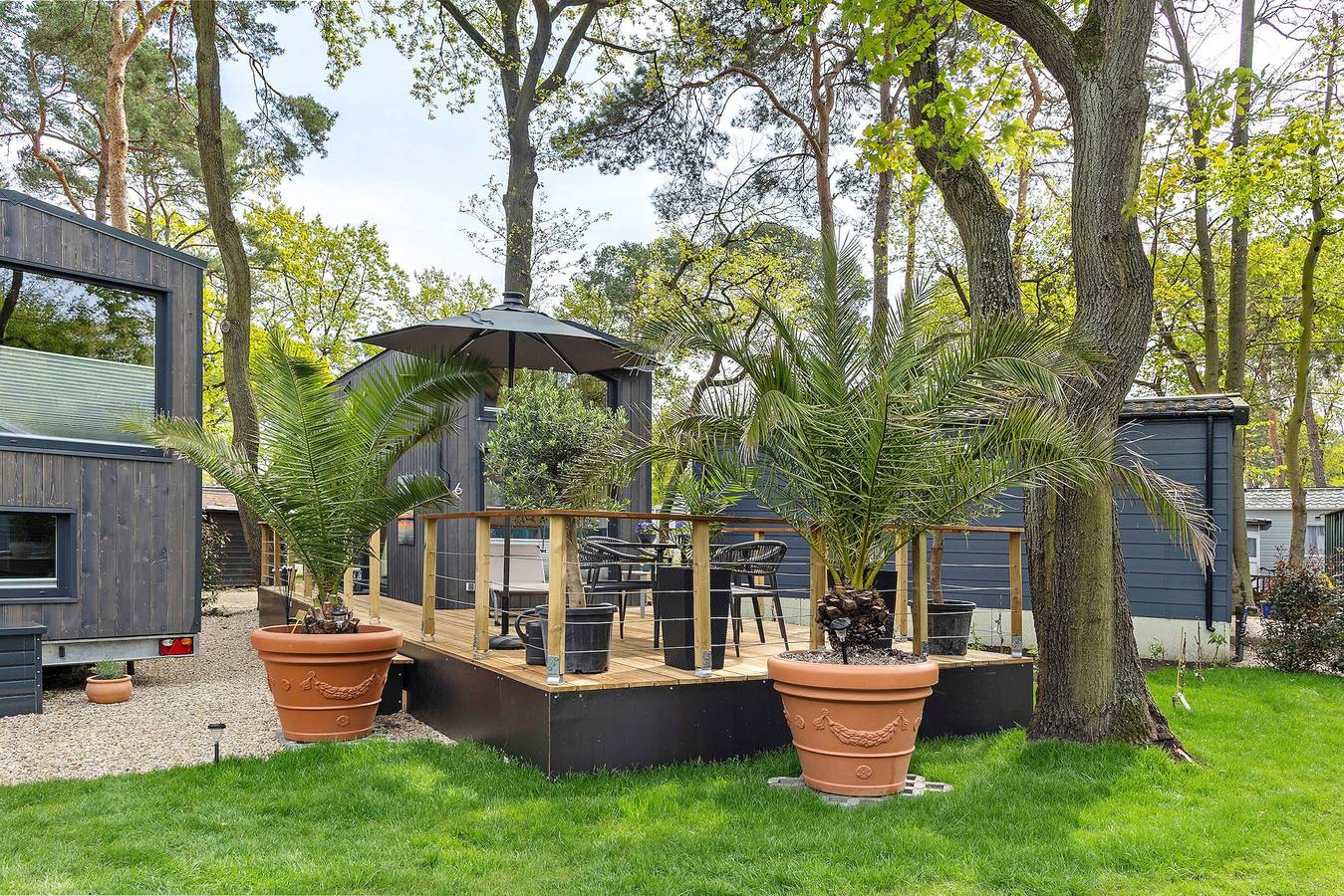 Ganze Ferienwohnung, Tiny Home 'Tiny House Nr 6' mit privater Terrasse, Wi-Fi und Klimaanlage in Caputh, Schwielowsee