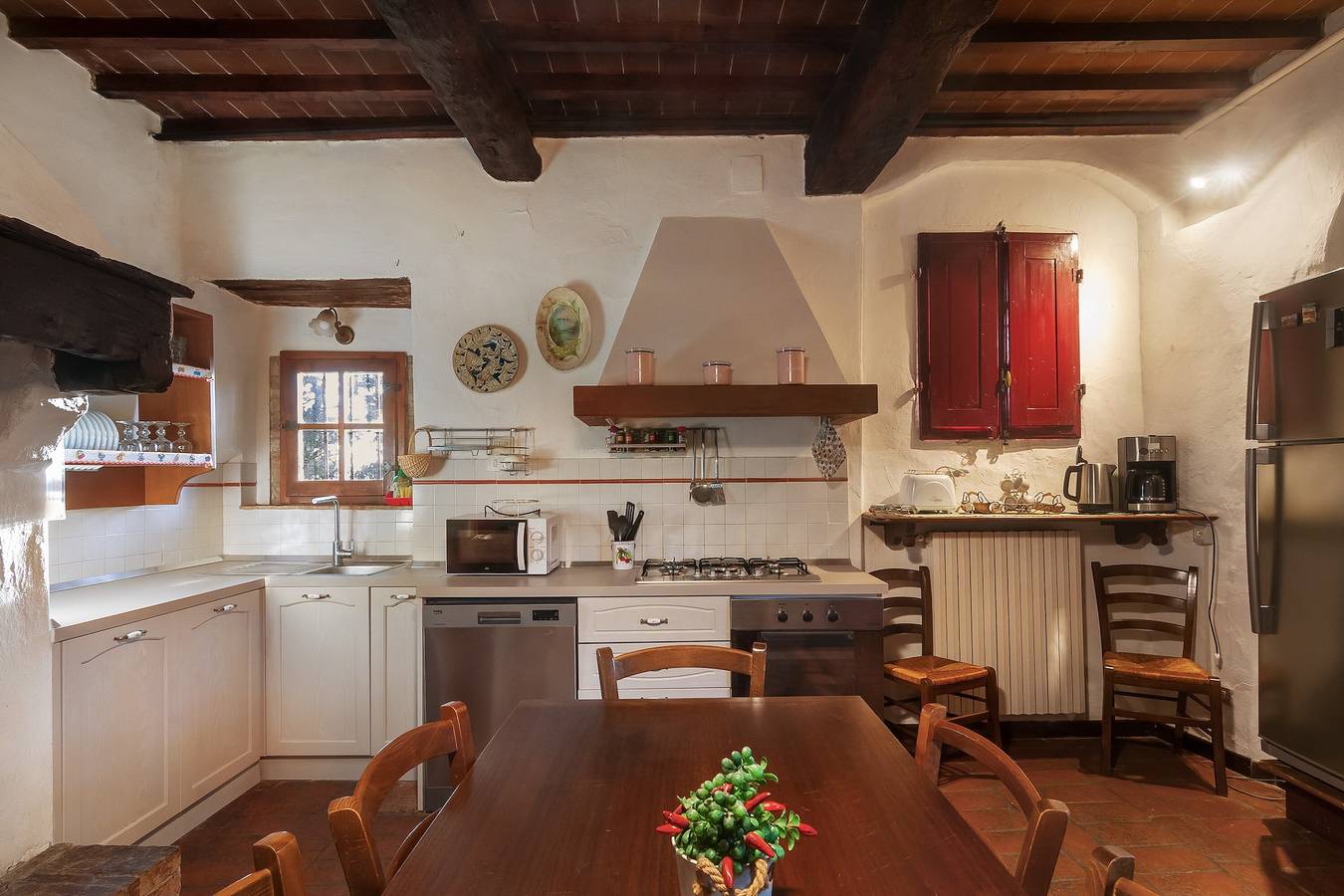 Villa Ginestruzze – Villa with Private Pool and Exclusive Suites in Tuscany in Montespertoli, Florence Province