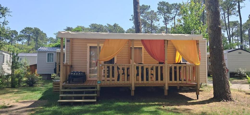 Camping para 6 personas, con sauna y vistas además de piscina y balcón en Seignosse