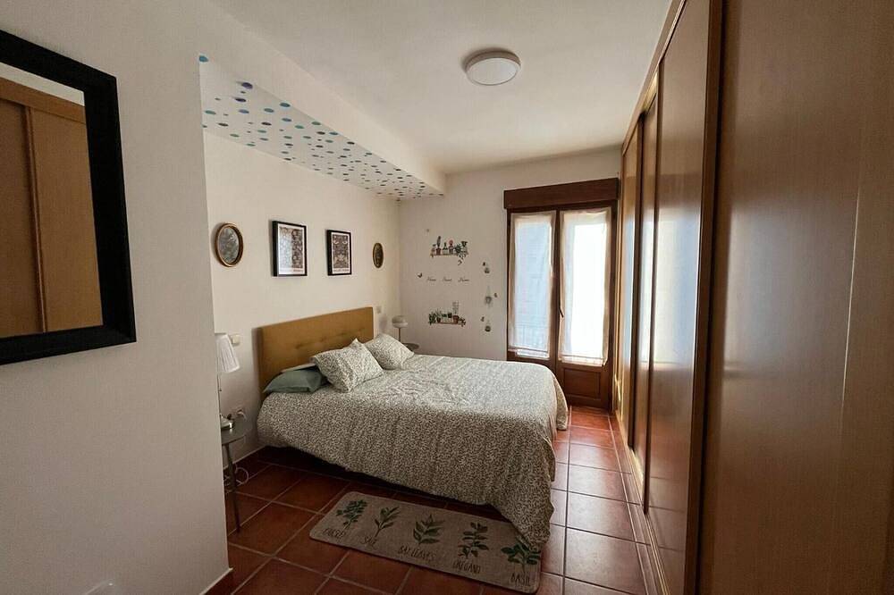 Apartment 'La Casa De Paloma En La Plaza' with Balcony and Wi-Fi in Riaza, Segovia Province