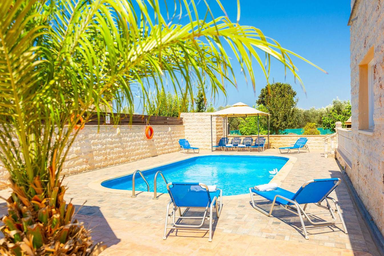 Villa Prodromi Large Private Pool, A/C, Wifi in Πόλις Χρυσοχούς, South Cyprus