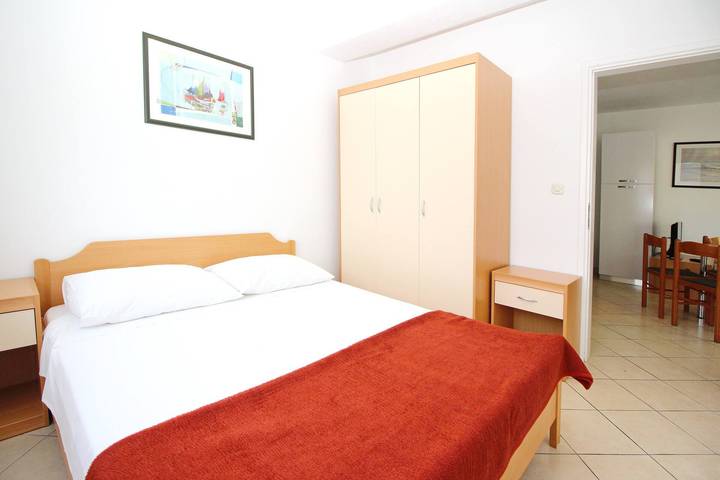 Ferienwohnung für 5 Personen, mit Balkon/Terrasse, mit Haustier in Baska - 4