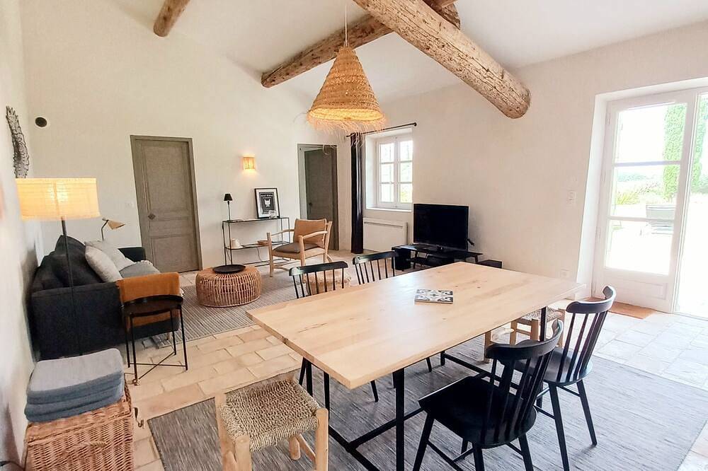 Le Cottage du Chat Blanc in Saint-Didier, Parc naturel régional du Mont-Ventoux