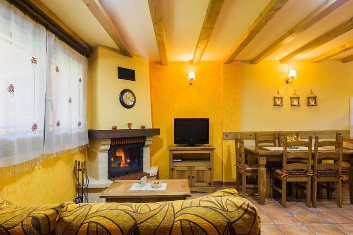 Holiday apartment for 4 people, with garden and pool, with pets - 1