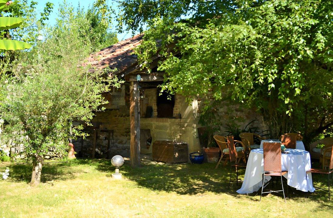 La Voureyline chambres écologiques - La Voureyline in Saint-Antoine-l'Abbaye, Isère