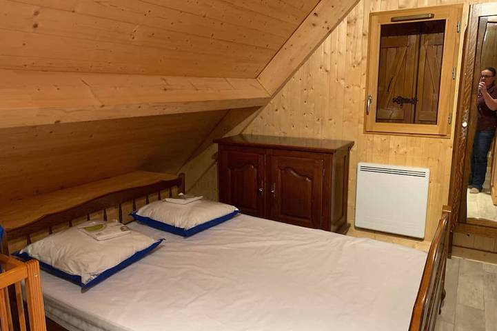 Gîte pour 5 personnes, avec terrasse à Murat-le-Quaire - 2