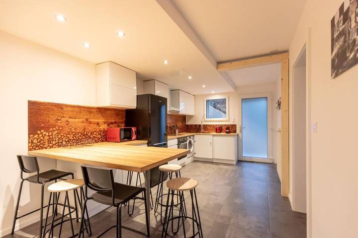 Gîte pour 6 personnes, avec vue et jardin ainsi que vue sur le lac et sauna dans Chardonne - 4