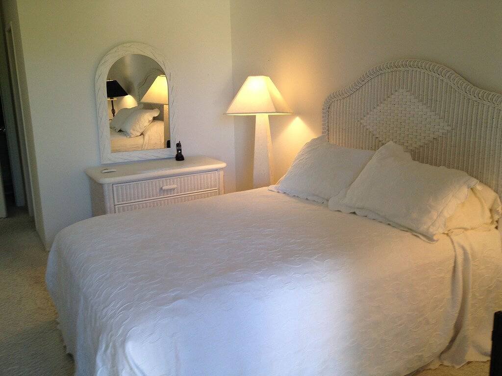 Ganze Wohnung, Spektakuläre Seeseite in der Wüste! September und Dezember Sale! Tennisturnier Lake Mirage in Rancho Mirage, Coachella Valley