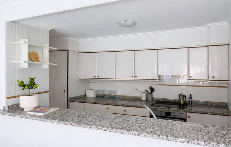 Apartamento vacacional entero, Acogedor apartamento en Jesús Pobre con terraza y WiFi in Jesús Pobre, Dénia