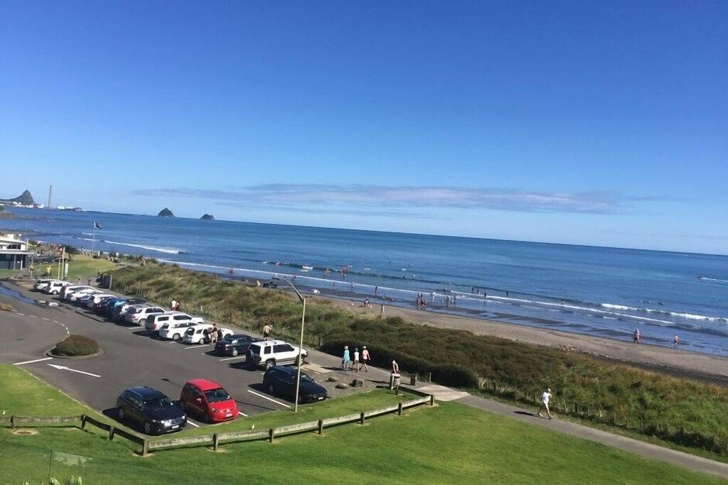 Erstaunliches Ocean Front Luxus Strandhaus In Prime Cbd Lage in New Plymouth, Taranaki