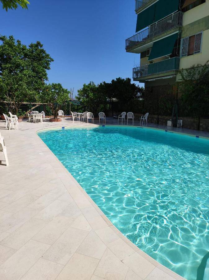 Chambre d’hôte pour 2 personnes, avec piscine et balcon à Sorrento - 3