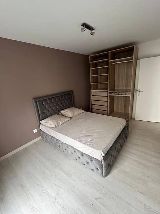 Gîte pour 2 personnes, avec jacuzzi ainsi que jardin et terrasse à Fleury-Mérogis - 2