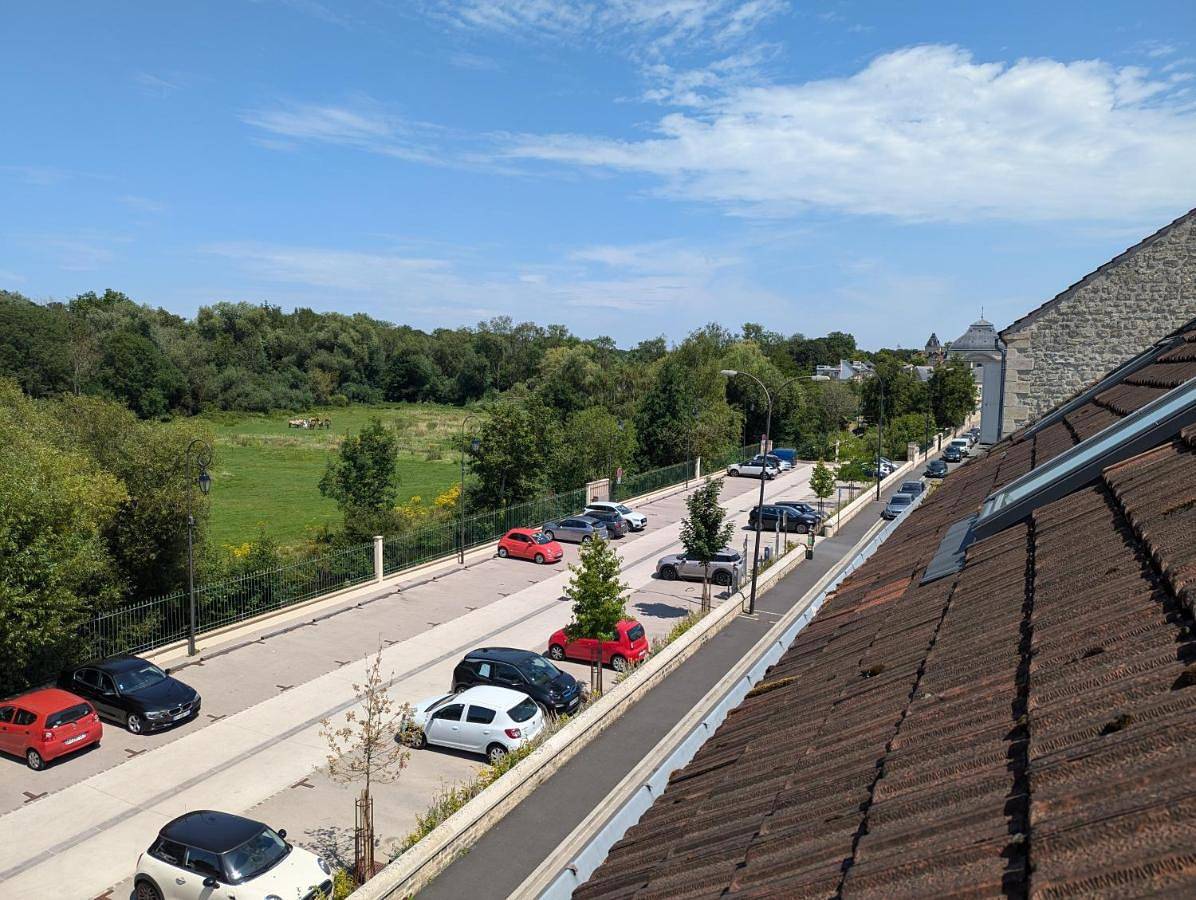 Appartement entier, One-Bedroom Apartment in Chantilly, Oise