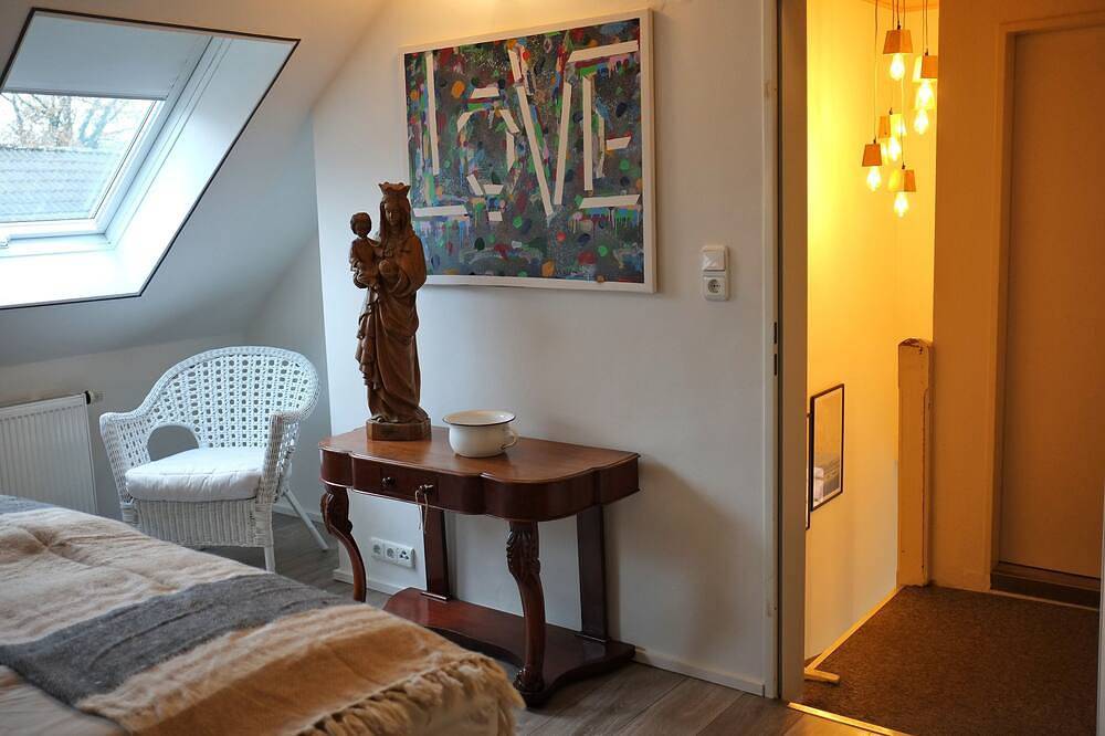 Ganze Wohnung, Ferienwohnung am Erzählkaffee - mit Kamin und Badewanne in Geilenkirchen, Rheinland