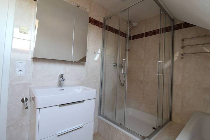 Ganze Wohnung, Apartment im Leipziger Neuseenland, zwischen Leipzig und Cospudener See in Böhlen (Sachsen), Leipziger Neuseenland