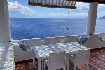 Ferienhaus für 4 Personen, mit Terrasse, mit Haustier auf den Liparische Inseln