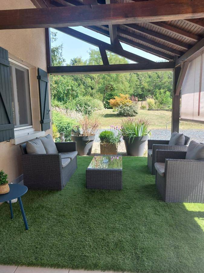 Gîte pour 4 personnes, avec vue ainsi que jardin et terrasse dans Gilly-sur-Loire - 4