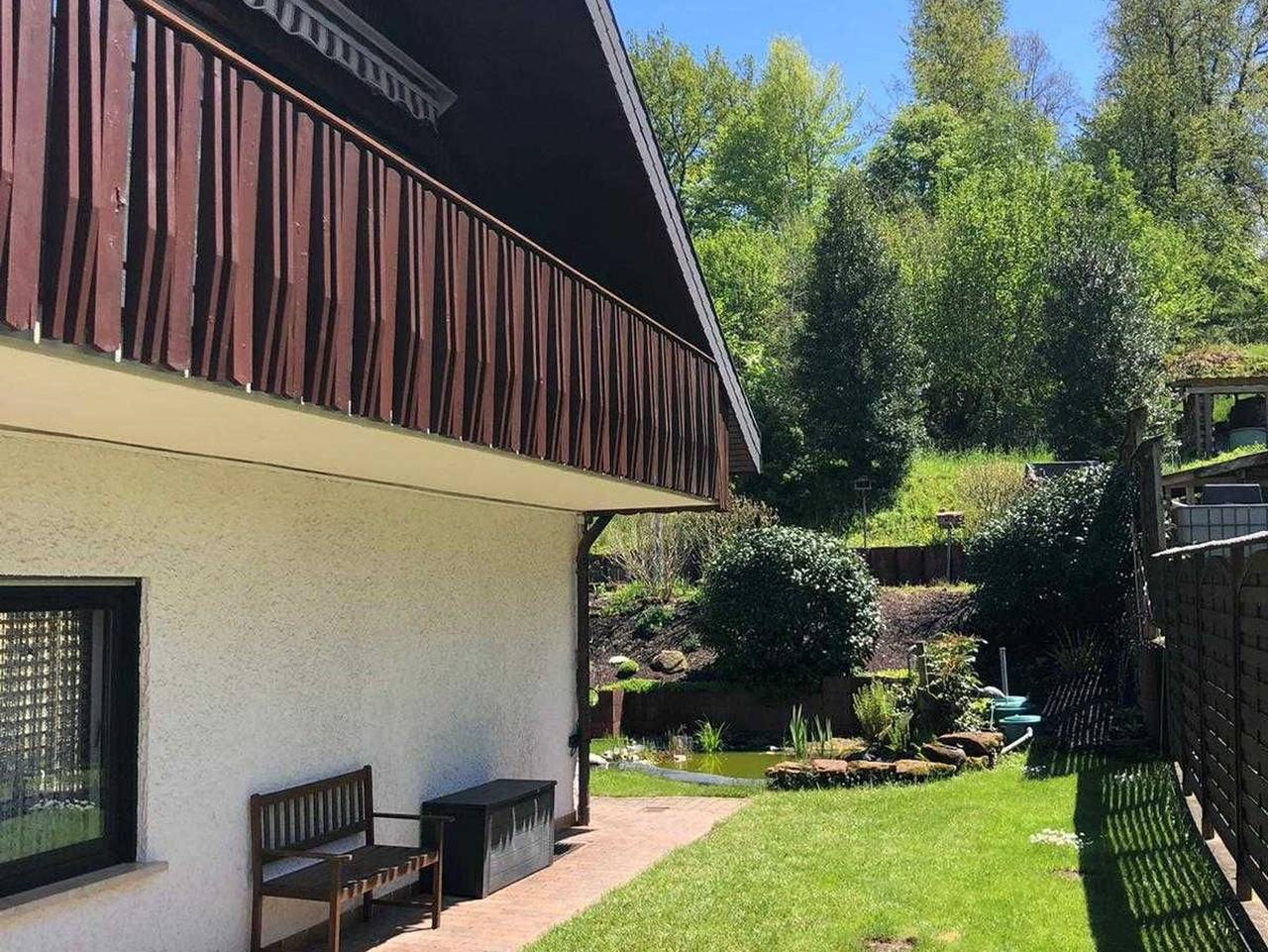 Ferienhaus Korn mitten im schönen Pfälzer Wald, Privat Haus - Fh für max. 6 Pers. Terrasse+ Balkon, Grillmöglichkeit, Liegewiese, Drei Schlafzimmer in Bruchweiler-Bärenbach, Pfalz
