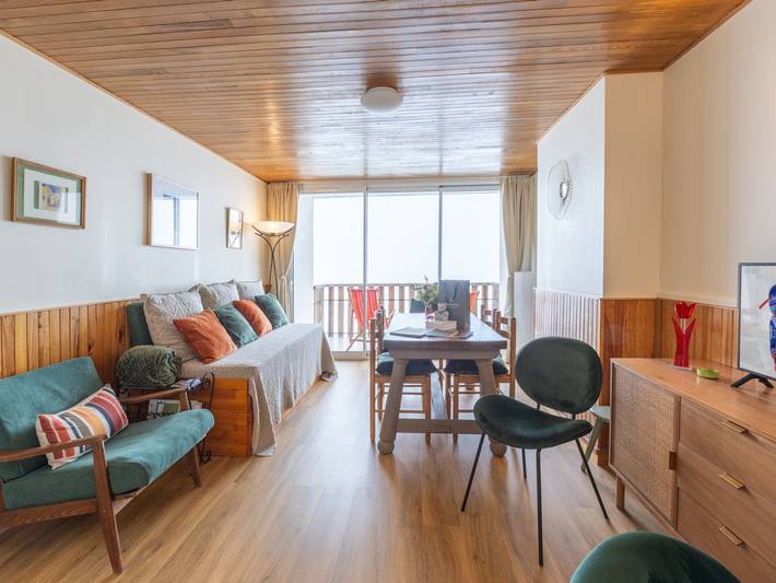 Apartamento entero, Apartamento familiar renovado con WIFI y balcón en Vieil Alpe in Huez, Parque Nacional de los Ecrins