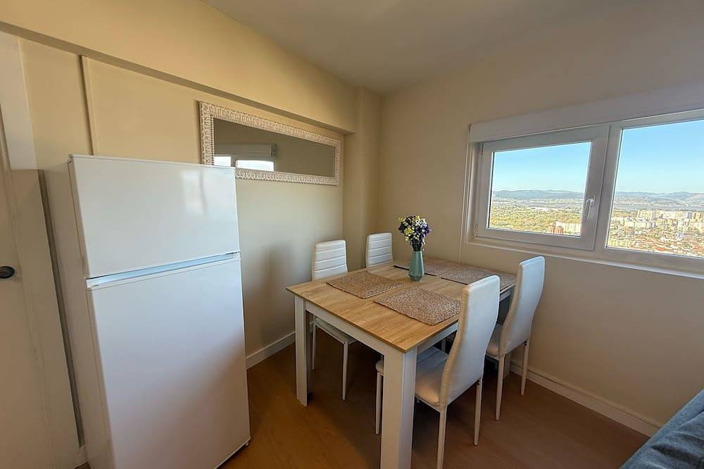Entire apartment, Vistas increíbles en Laredo in Laredo (Spain), Cantabrian Coast