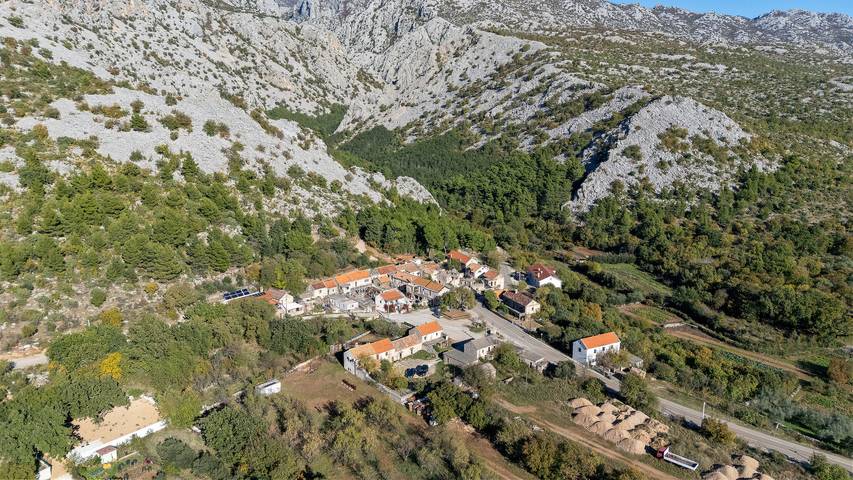 Ferienhaus für 4 Personen, mit Garten und Terrasse in Starigrad Paklenica - 3