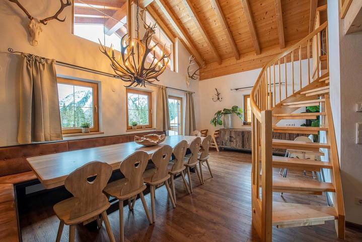 Ferienhaus für 19 Personen, mit Ausblick und Sauna sowie Garten im Zillertal - 2