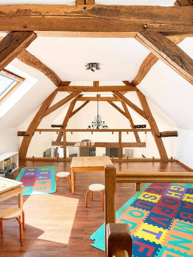 Four-Bedroom House in Civray-de-Touraine, Région de Tours