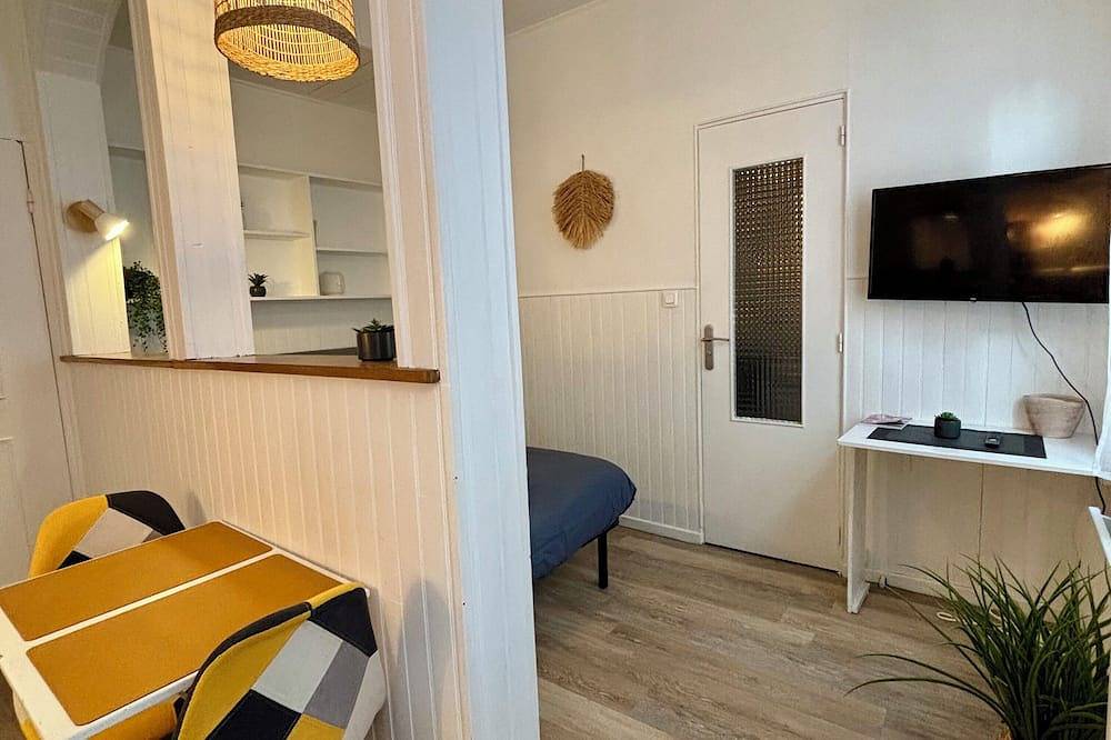 Appartement entier, Casa Cloutiers #2 - Studio - Hyper Centre Brive in Brive-la-Gaillarde, Région de Brive-la-Gaillarde